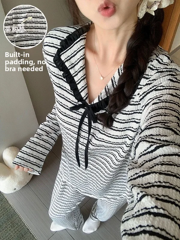 

Pure Cotton Women's Sleepwear Long Sleeve with Chest Pad Suitable for Outdoor Autumn Winter Home Clothes Sweet Striped Design