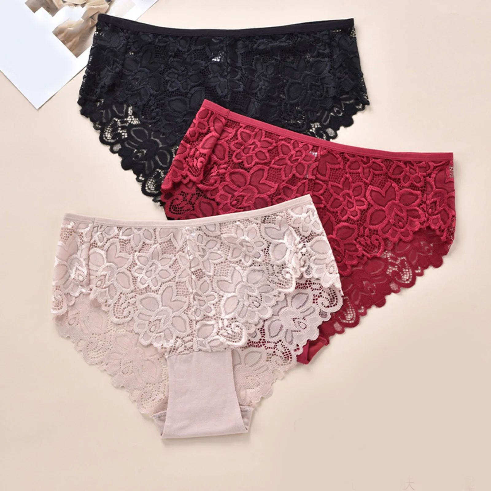 Plus Size Women Lingeries L-4XL Lace Briefs Panties High Waist Sexy Lingerie Comfort and Soft Underwear Hollow Out Underpanties