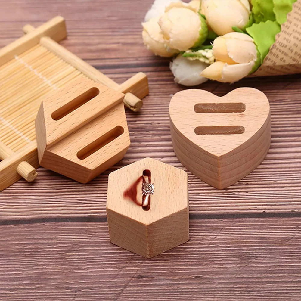 Natural Wood Hexagon Heart Shape Ring Holder Ring Holder in Glass Ring Box Single Slot Double Slot Ring Holder 1PC Wedding Decor