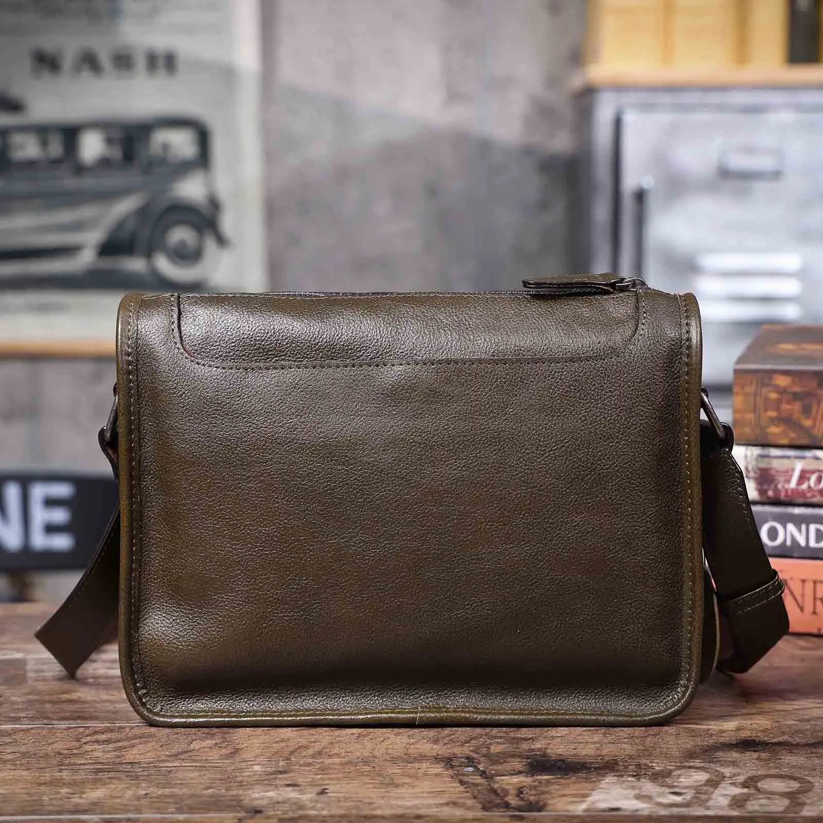 Echte Leder-Umhängetasche für Herren, Unisex, einfache Rindsledertasche, oberste Schicht pflanzlich gegerbtes Leder, modisch und lässig – Detail 16