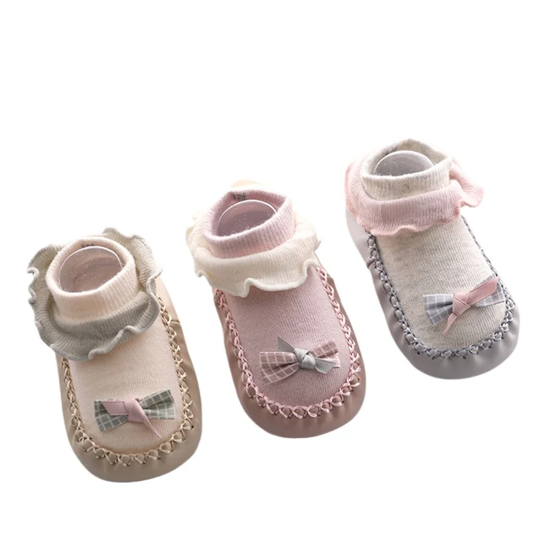 Рисунок 6 - Детские напольные носки для малышей