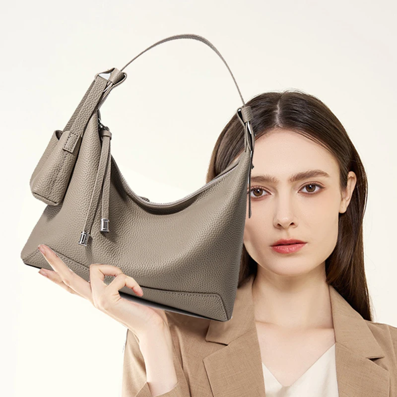 

2025 new niche design single shoulder underarm bag, box bag large capacity tote bag, high-end fashionable women's bag