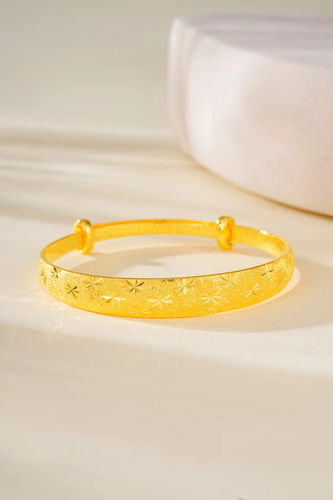 

LIUM GEMS 24K Gold Vermeil Sterling Silver Adjustable Floral Bangle Bracelet Hypoallergenic Push-Pull Clasp Elegant Jewelry