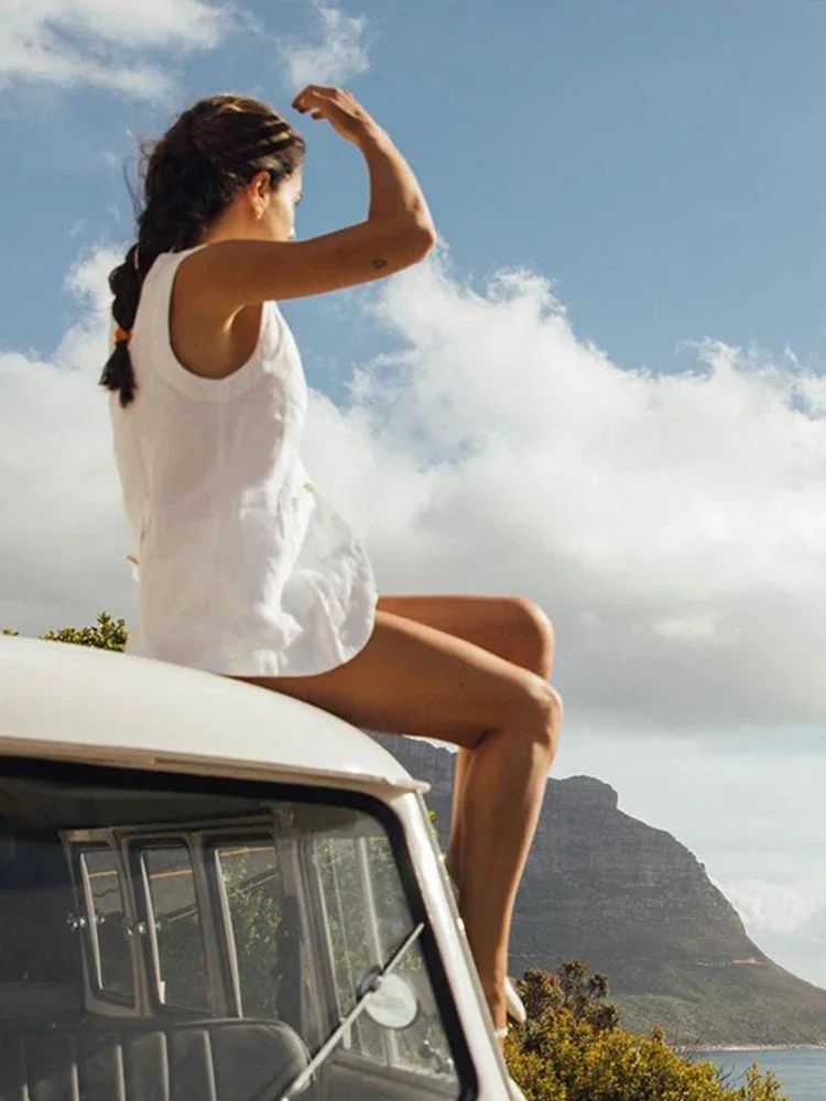 Conjunto de falda blanca con bolsillos para mujer, Top sin mangas con botonadura única, maxifalda con abertura, trajes elegantes de 2 piezas a la moda de verano, 2024