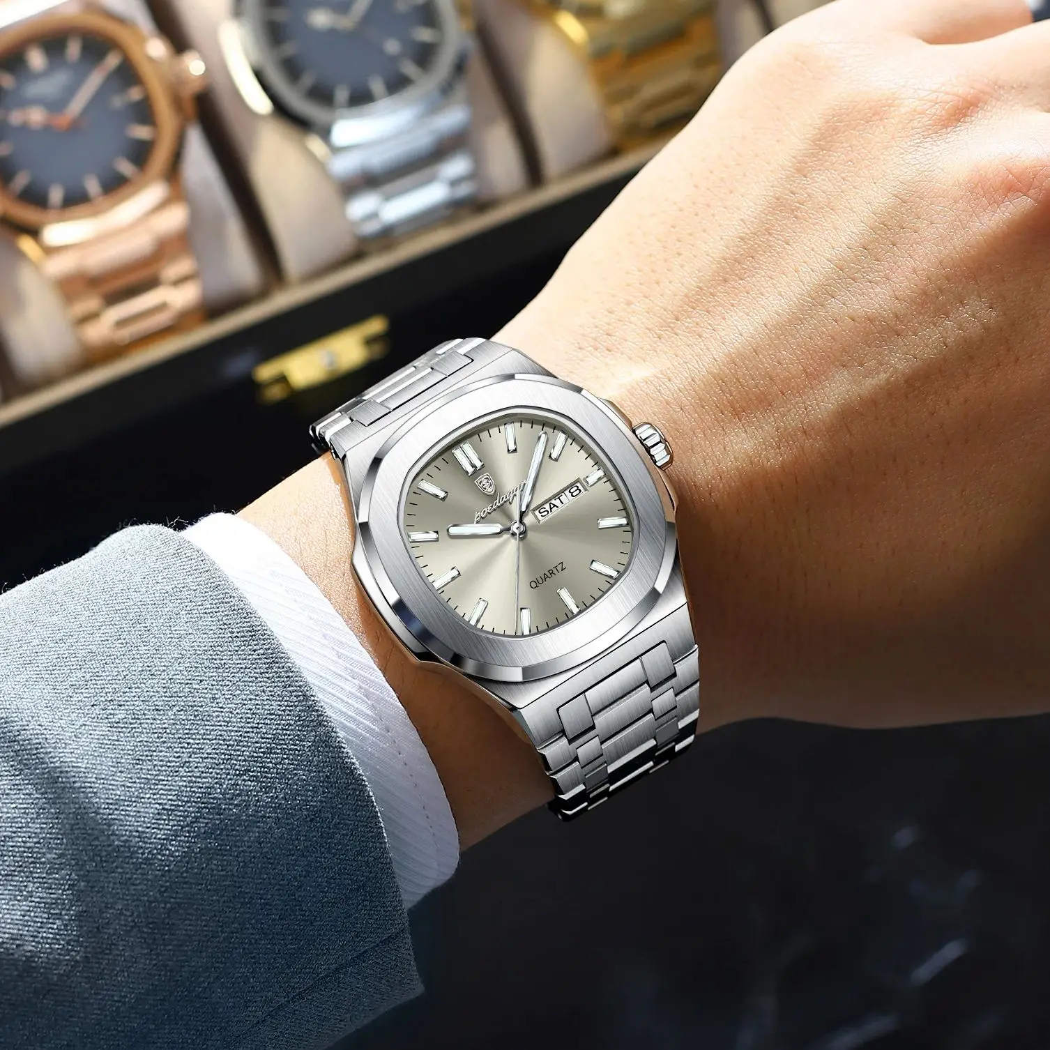 POEDAGAR ساحة موضة ساعات كوارتز رجالية مقاوم للماء مضيئة تاريخ الأسبوع الرجال ساعة الفولاذ المقاوم للصدأ الفاخرة رجل ساعة Reloj + صندوق