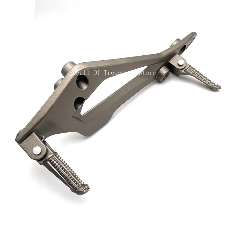 Suitable for KD250-ZVF KD150-FJEKH Motorcycle Front Rear Footrest Bracket Triangle Plate