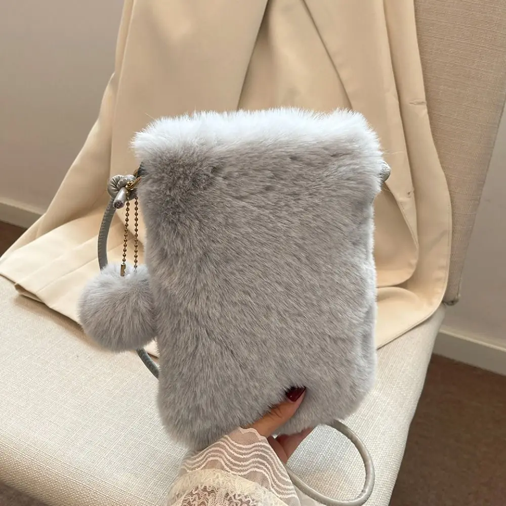 

Winter Shoulder Bag Faux Fur Soft Crossbody Phone Bag Solid Color Large Capacity Travel Purse