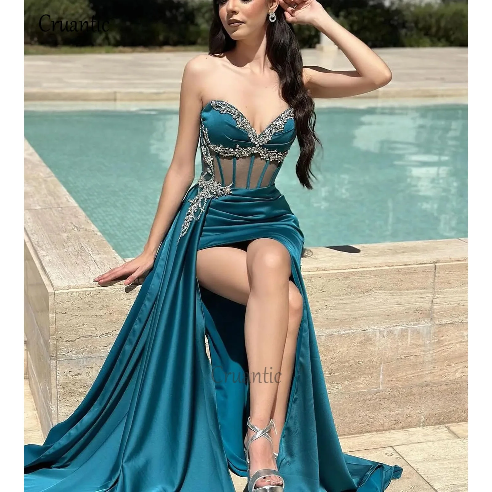 فساتين حفلات من الساتان الفاخر للنساء مثير الوهم بدون حمالات كريستال فتحة جانبية فستان طويل للحفلات الراقصة فساتين سهرة رسمية مخصصة