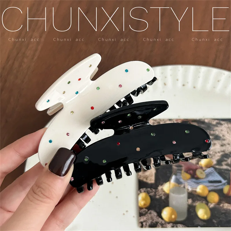 مشبك مخلب شعر كوري متلألئ من حجر الراين وتصميم منقط للنساء أنيق وحامل أوبدو منخفض على طراز فتاة حلوة