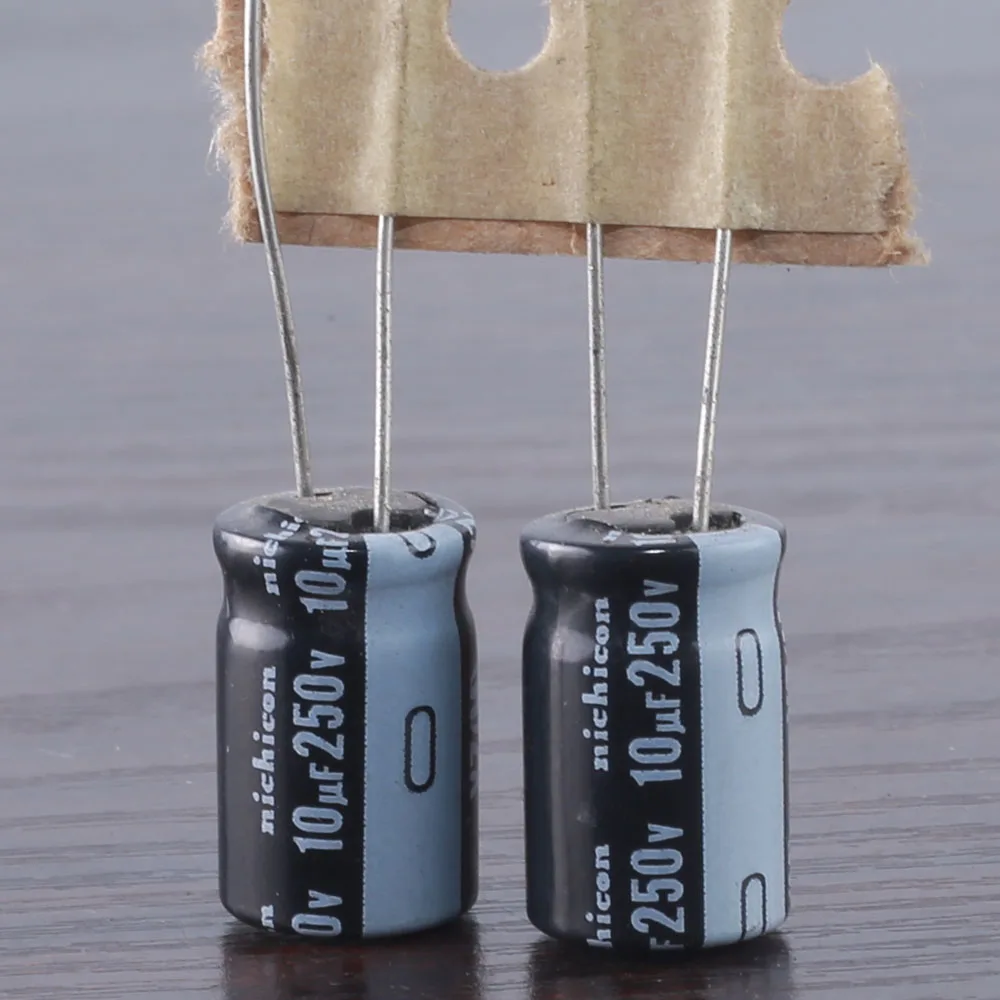 

10 шт. Nichicon VZ 10mfd 250 В 10 мкФ электролитический конденсатор 105 ℃ 10*16 мм