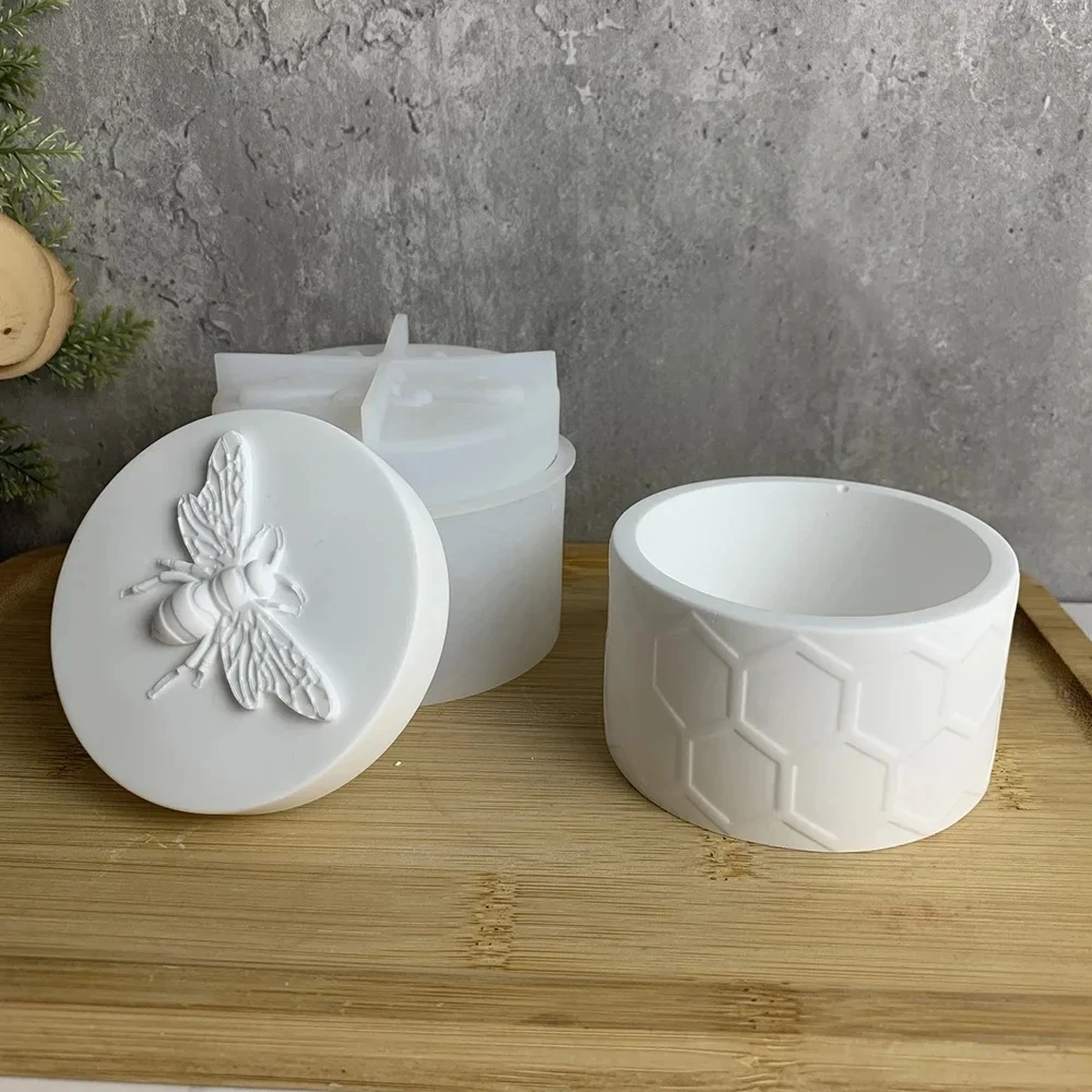 

Honey Bee Box Silicone Mold Honeycomb Candle Jar Molds Concrete Candle Vessel Mould Cement Plaster Candle Holder Mold