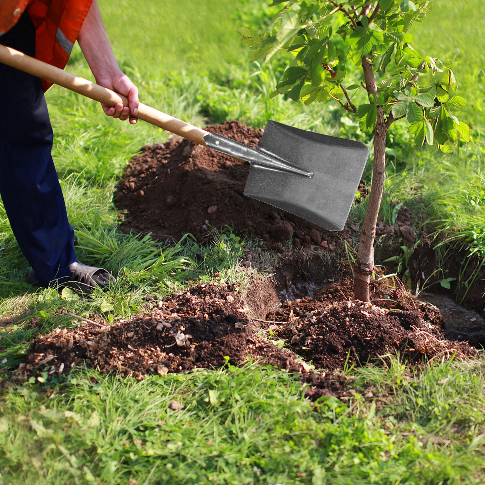 

Carbon Steel Garden Spade Useful Durable Deformation Resistant Multi Purpose Shovel Tool for Gardening Household Flower Shovel