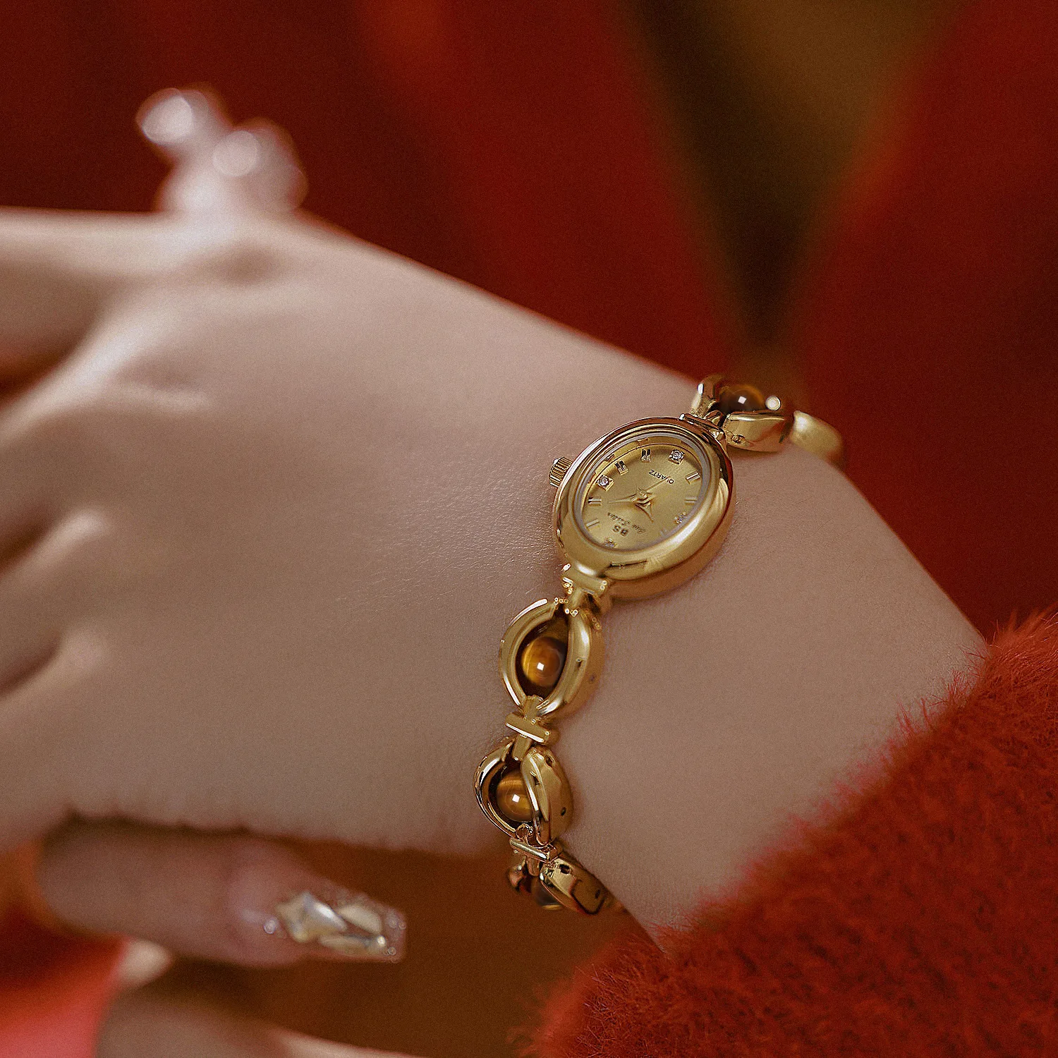 

New Luxury Vintage Quartz Watch, Women'S Accessory, Women'S Gift, Fashionable Quartz Wristwatch, Unique Timepiece.