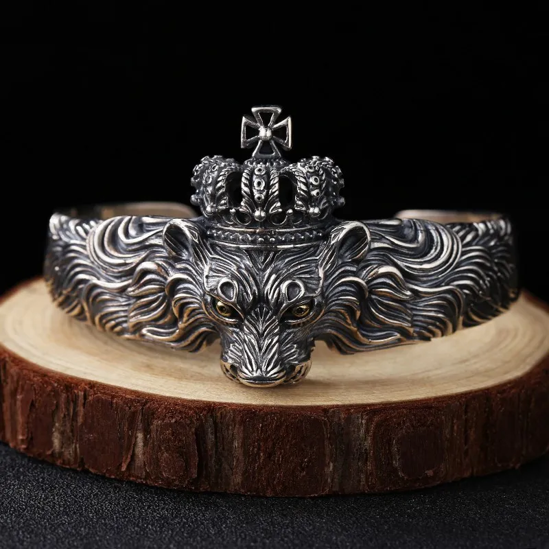 

S925 Sterling Silver Men's Personalized Dominant Crown Lion Head Open Bracelet Thai Silver Retro trendy punk bracelet