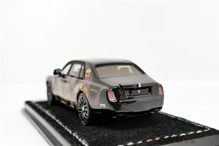 SmallCarArt 1:64 Rolls Royce Phantom VIII SHAQ\'S Diecast Model Car