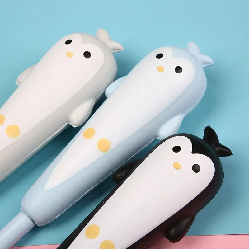 A 20pcs Penguin Modeling Decompression Rollerball Pen Office Stationery Student Writing Pen Student Supplies Rollerball Pen B