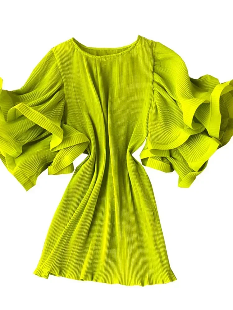 Camisa solta de chiffon plissada feminina, manga borboleta, tops monocromáticos, Ins Design Sense, nova blusa maré feminina, verão, ML876