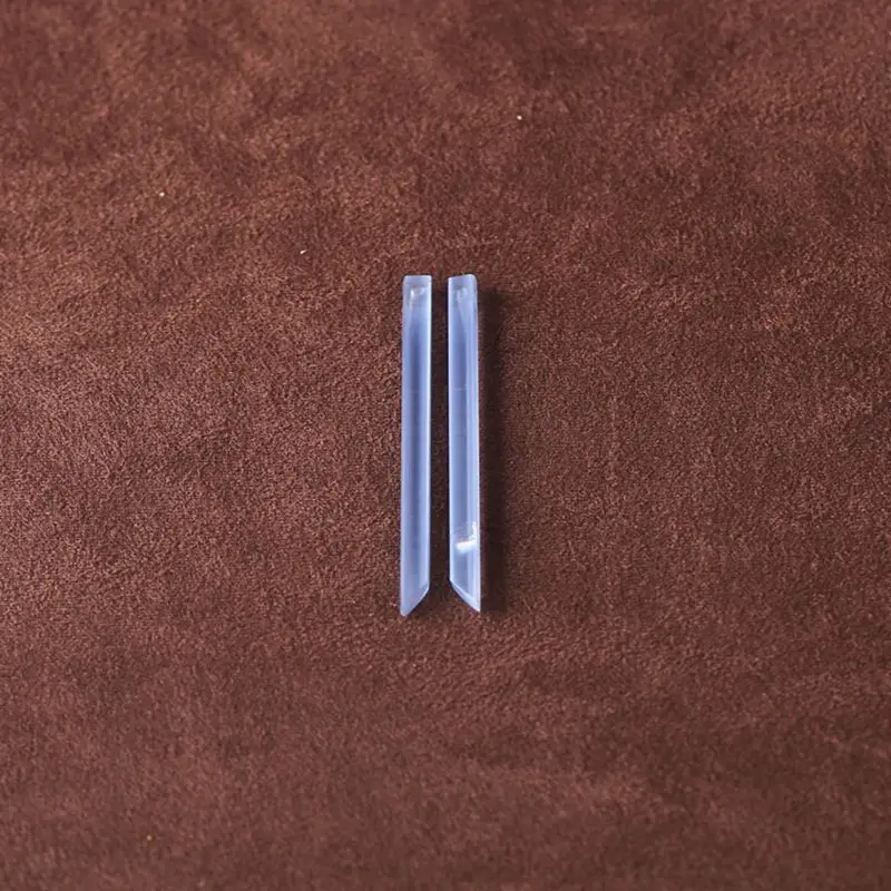 天然シモファーンブレードペンダント：シルバーブルーのチャトヤント宝石ジュエリー、ミニマリストやクリスタル愛好家向け 56x4x3mm-3.3g