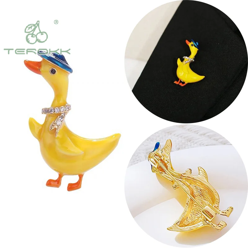 Cute Enamel Yellow Duck Rhinestone Brooch For Kids Cartoon Duck Animal Party Casul Brooches Pins Buckle Corsage Party Jewelry