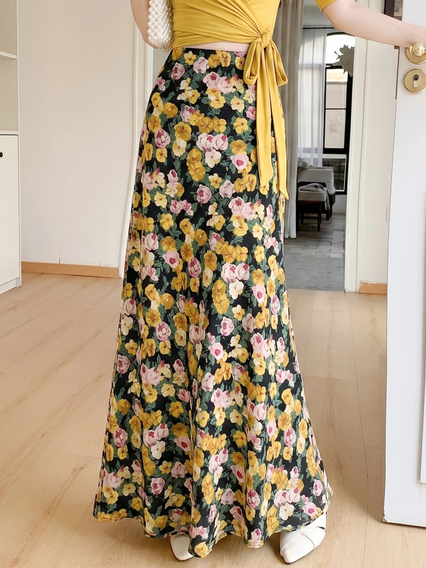 

New 2026 Yellow Rose Floral Halter Neck Dress Women's Summer Dopaamine Beautiful Print Bodycon Fish Tail Long Skirt