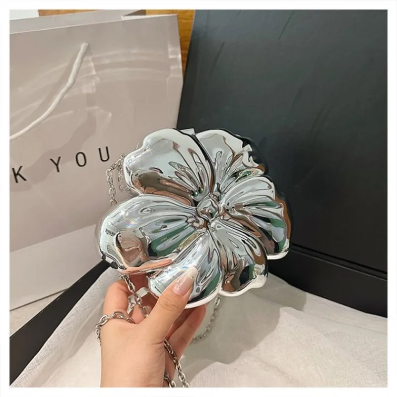 Borse portamonete borsa per rossetto donna 2024 new fresh sweet girl disco chain messenger bag