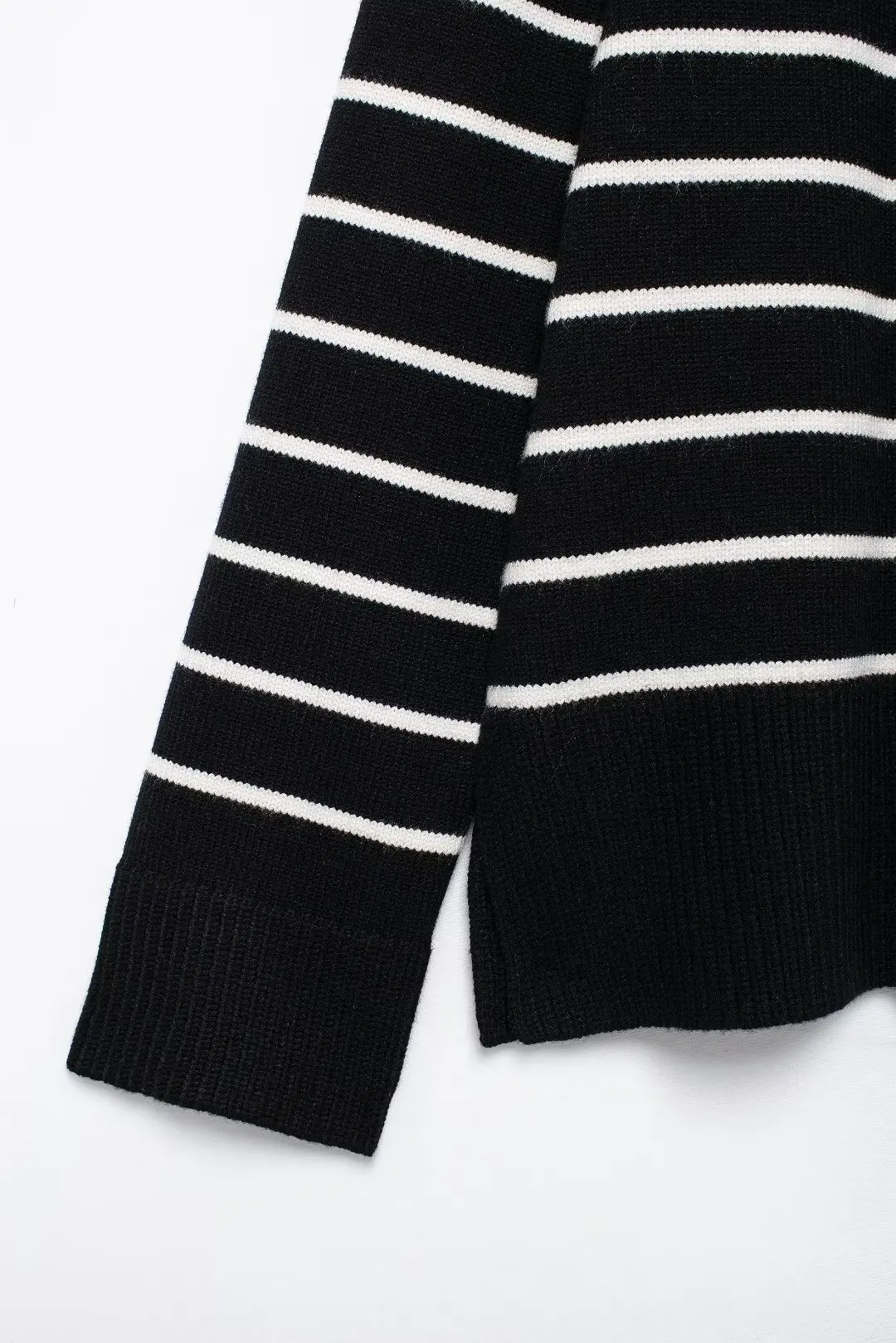 RZRA original women's clothing 2024 autumn and winter new round neck long sleeve contrast color striped knitted sweater jacket