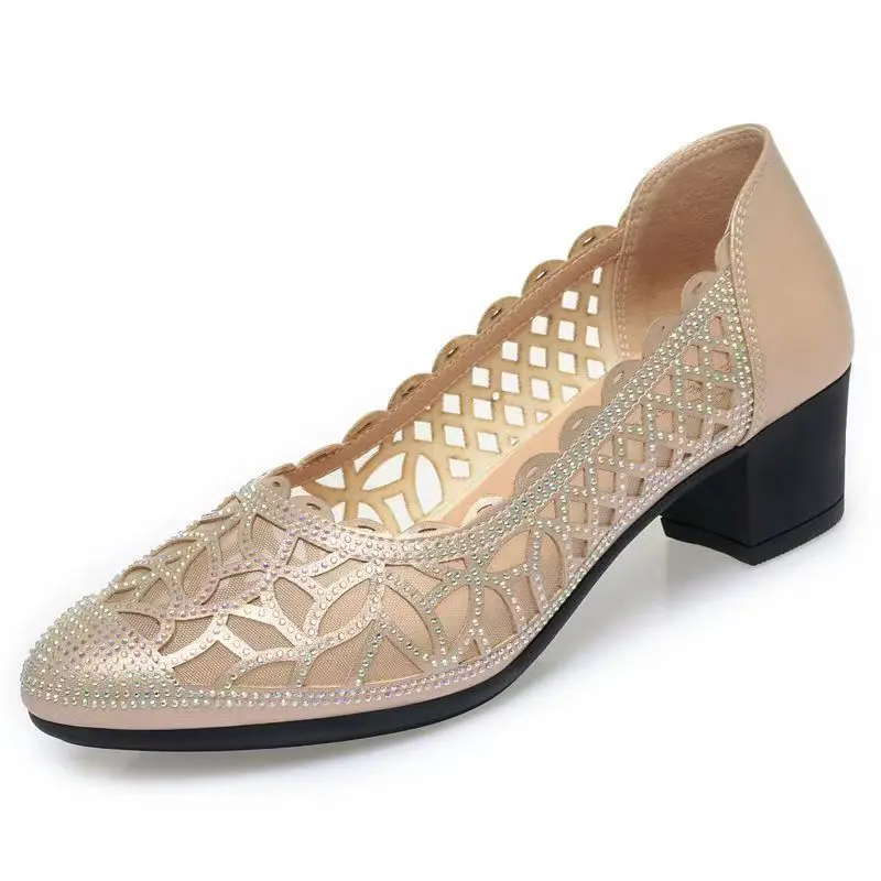 

Женские кожаные туфли на блочном каблуке со стразами, весна-лето, новые модные сандалии без шнуровки с круглым носком и открытым носком