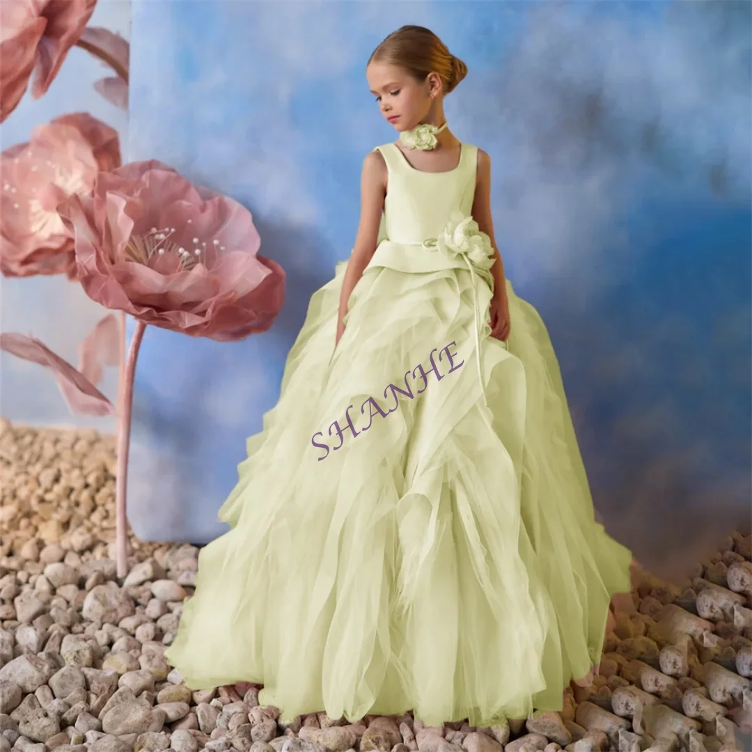 Abito da comunione senza maniche con scollo quadrato e piega floreale personalizzato per ragazza, lunghezza del pavimento, abito da cerimonia nuziale estivo di lusso con strascico