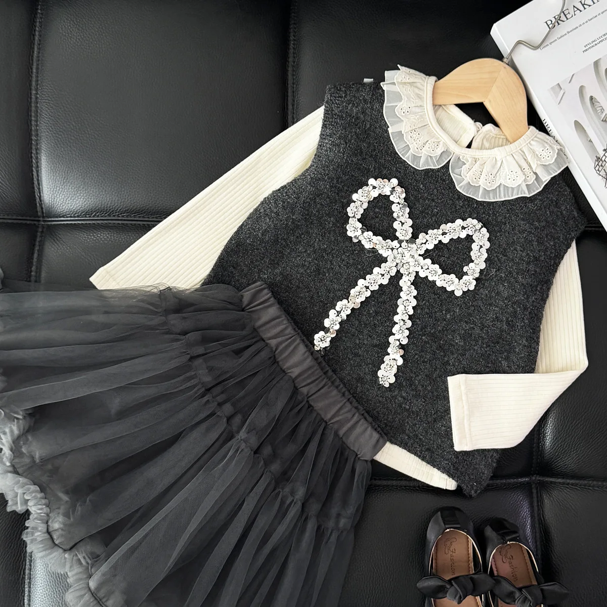 

Kids clothes Girls suit autumn new 2025 Japanese style bow vest + lace collar bottoming shirt + short skirt three-piece set