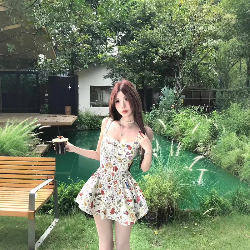 Abito Mini Bianco con Stampa Floreale Elegante Dolce e Grazioso Vestito da Donna Estate 2026 Nuovo per Serate, Feste, Matrimoni, Compleanni e Occasioni Casual