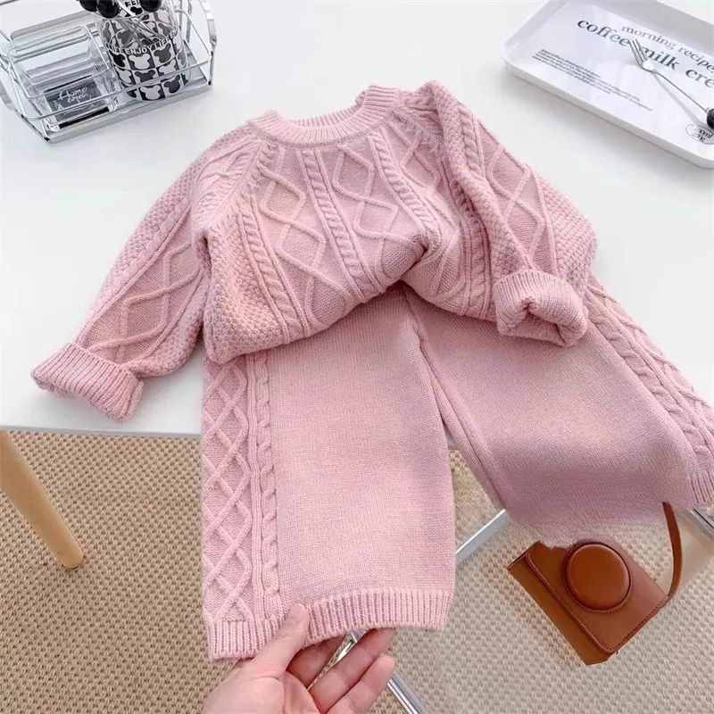

TOY-Girls' Autumn Winter Retro Style Sweater New Children's Fashion Mori Style Cable Knit Sweater and Pants Set