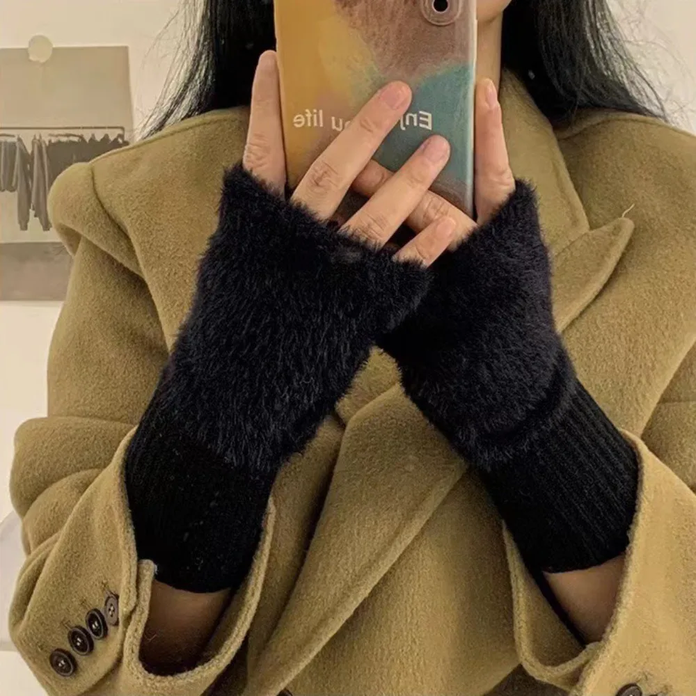 Fashion Soft Half Finger Gloves Solid Color Warm Insulation Fingerless Gloves Wrist Mittens Winter Women's Wear Accessory