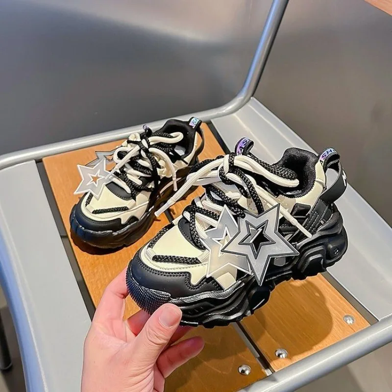 Sepatu Sneakers Kulit Sol Lembut Anti Air untuk Anak Perempuan, Sepatu Olahraga Tebal Anti Selip untuk Anak-anak, Alas Kaki Anak Serbaguna untuk Musim Semi dan Gugur