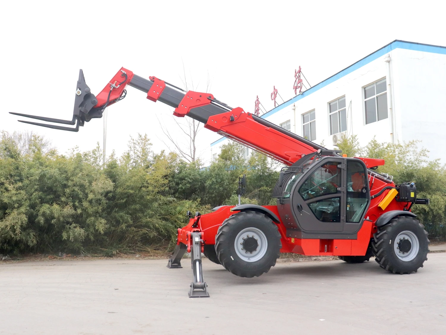 Custom 5T Lifting Height 14m EURO5 Diesel Engine 4WD Offroad Telescopic Loader Telehandler Wheel Loader Arm Forklift