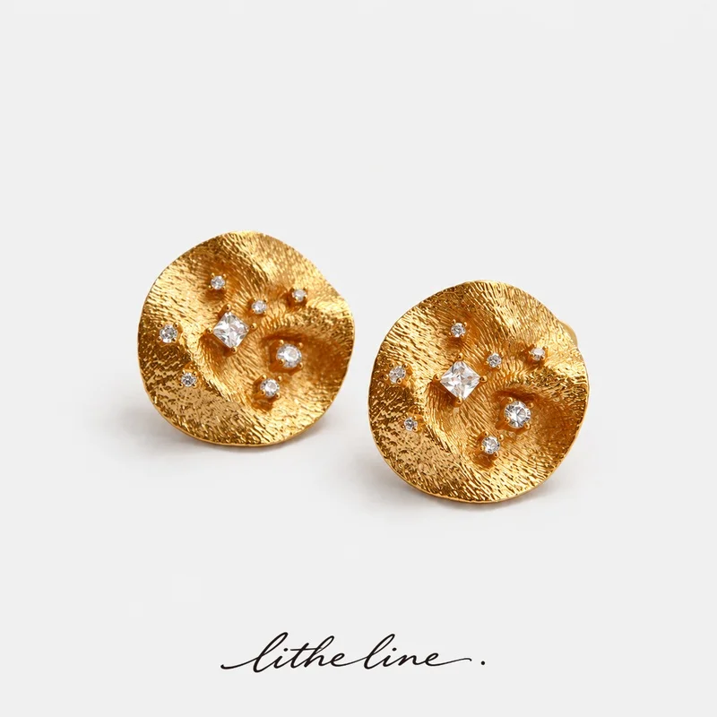 Vintage Hammered Irregular Disc Stud Earrings Starry Zircon 18K Real Gold Plated Unique Designer Luxury Statement Ear Jewelry
