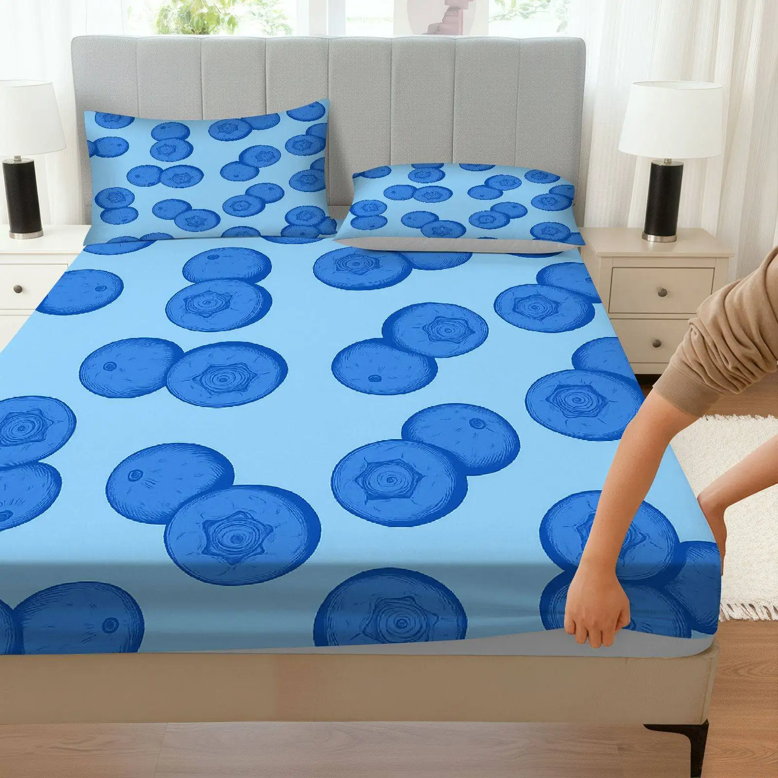 Blueberry-Themed Three-Piece Fitted Sheet Set, Fresh Summer Bedding Set (Includes 1 Fitted Sheet + 2 Pillowcases), 3-Piece Set, Deep Pocket Fitted Sheet with 2D Print and 2 Pillowcases, Fitted Sheet Style with Elastic Band, Protective Cover, Mattress Protector, Suitable for All Seasons, Machine Washable Design, Holiday Decoration, Various Sizes, Breathable Protective Cover with Pillowcase