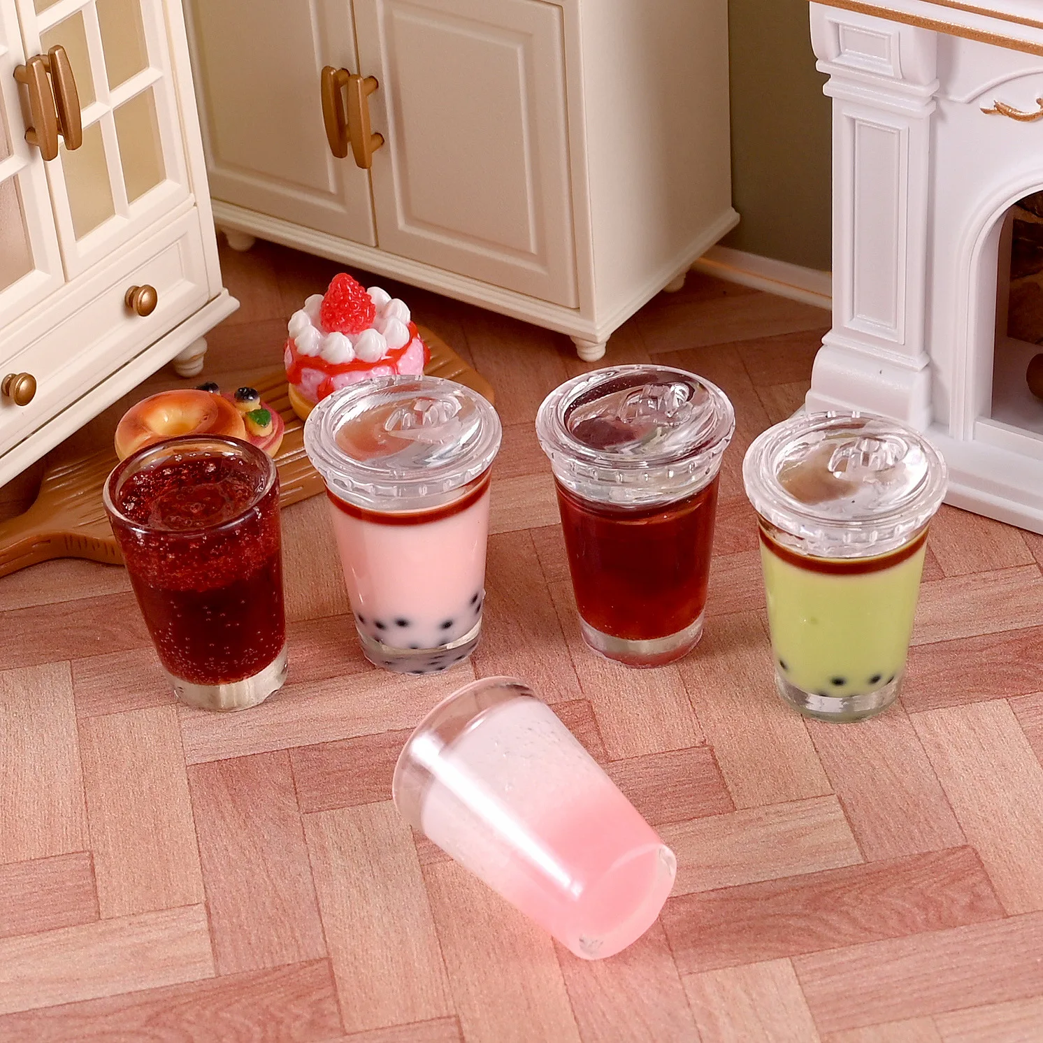 2pcs Dollhouse Mini Coke Drink Bubble Tea Cup Coffee Cup Model Toys Miniature Food DIY Decor Home Desktop Decor Decoration