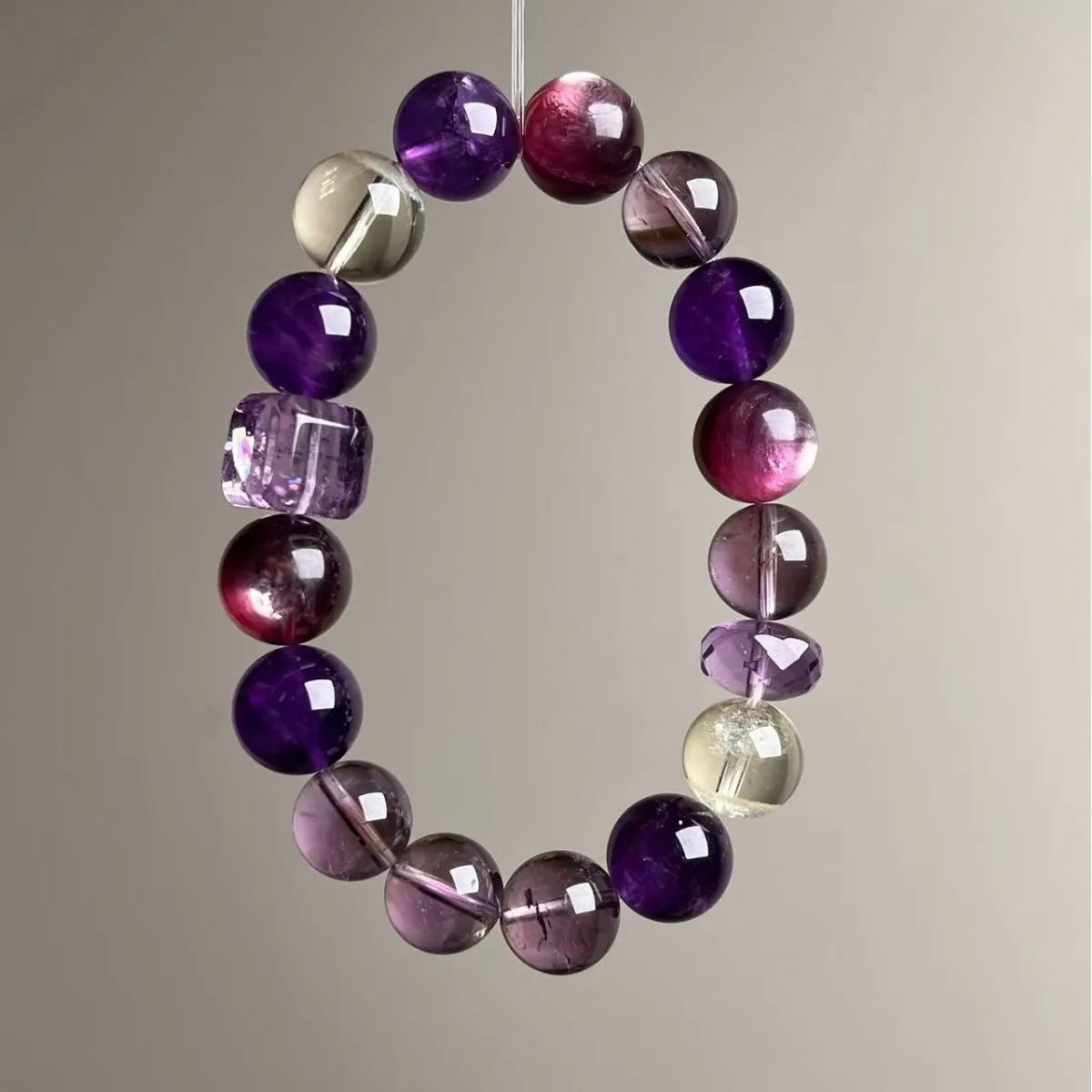 

Natural Amethyst Bracelet, Natural Nine Purple Fire Bracelet, Women's Light Luxury Fashion Jewelry