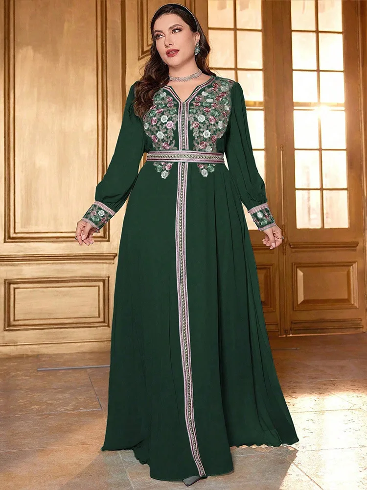 Plus Size Kaftan Women Muslim Maxi Dress Embroidery Abaya Dubai Kaftan Eid Djellaba Ramadan Islam Clothing Jalabiya Robe Caftan