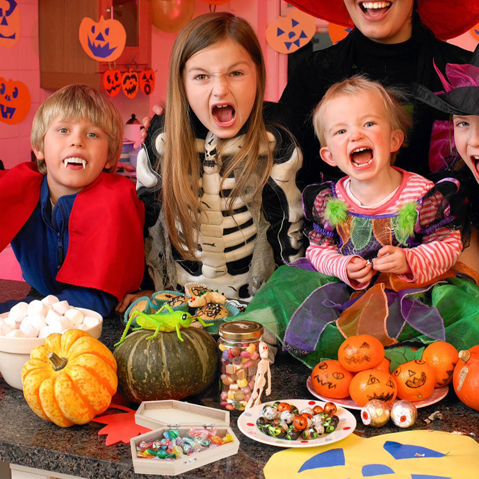 

1Pcs Wooden Coffin Storage Box Halloween Candy Case for Jewelry Ring Necklace Watch Pendant Trinkets DIY Decoration Gift Idea