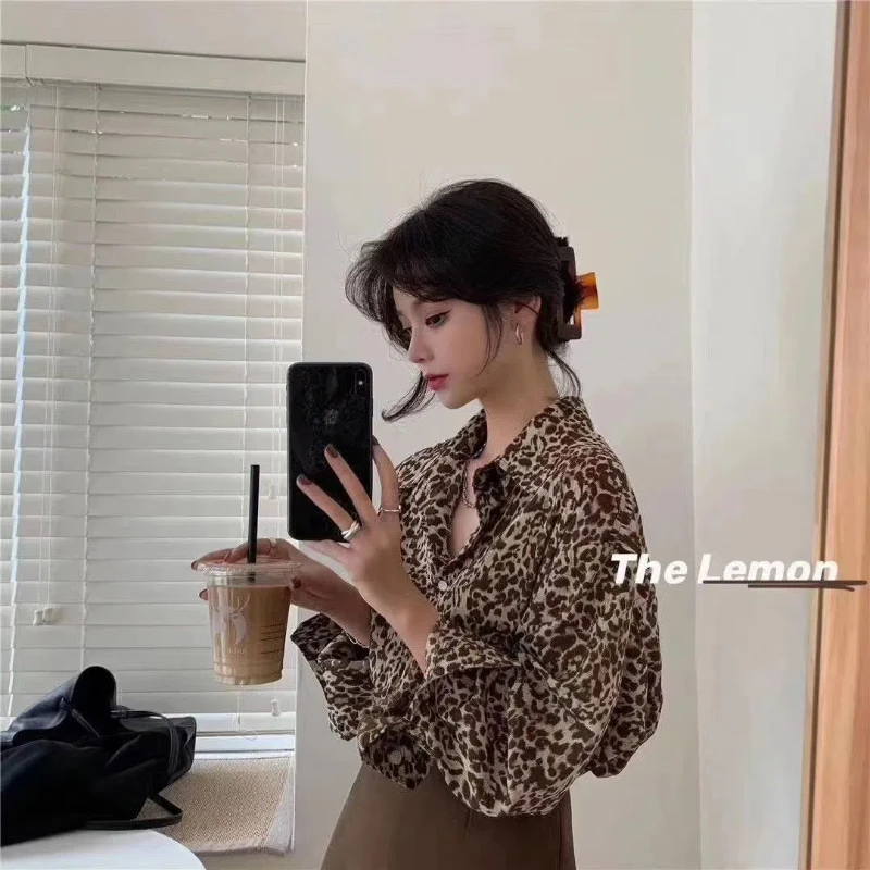 Leopard Print Shirt Women\'s Design Sense Niche New Fashion Temperament Retro Hong Kong Style Western-style Long Sleeved Top