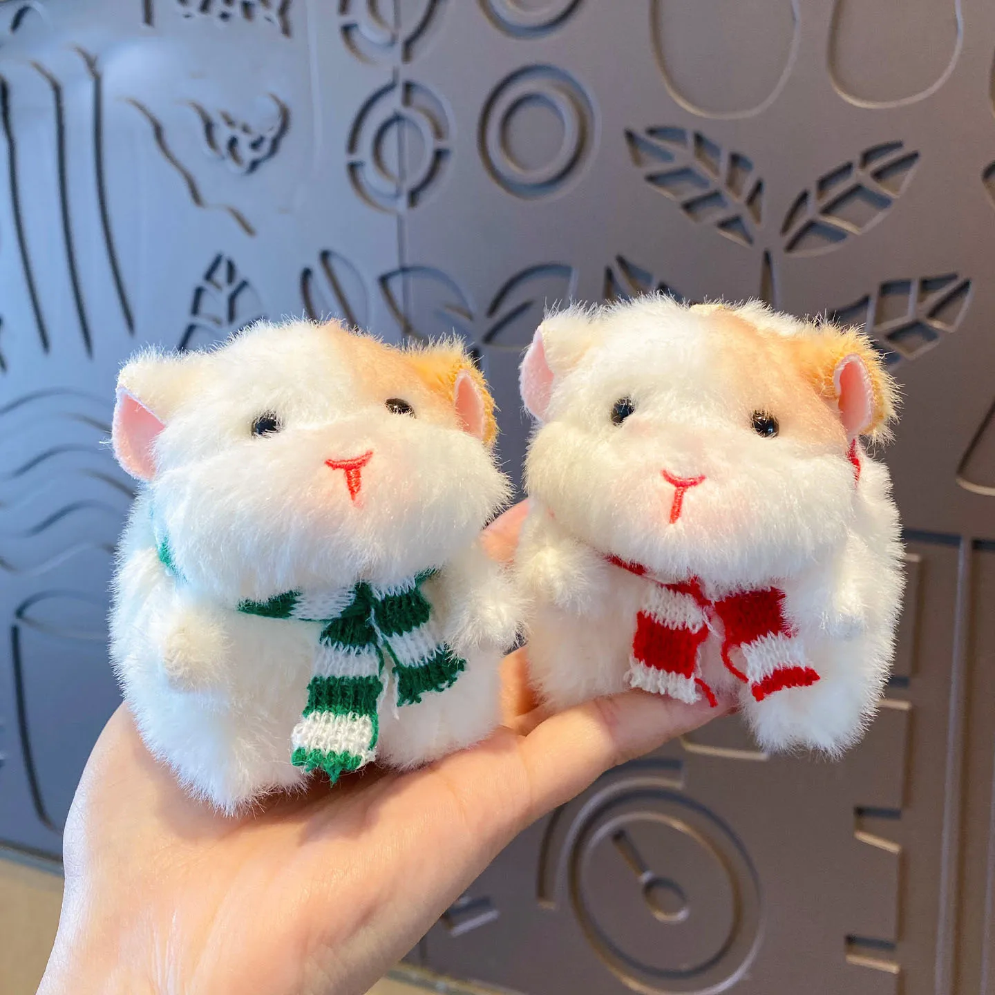Cute Red White Striped Scarf Guinea Pig Fluffy Doll Key Chain Charm Simulation Hamster Animal Golden Ring Buckle Bag Keychains