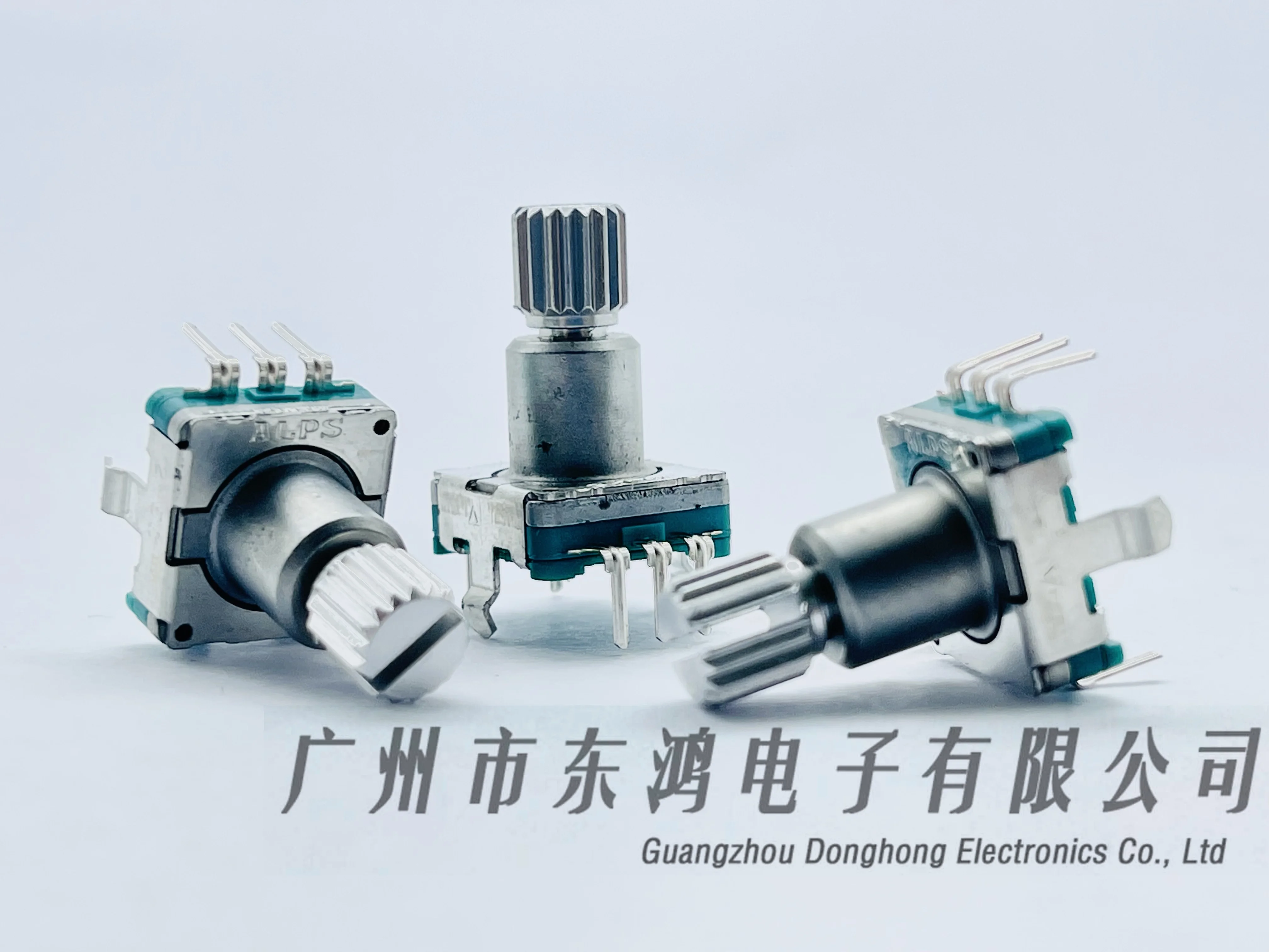 1PCS ALPS EC11E1524 coded band switch 30 positioning 15 pulse shaft length 14 flower shaft stroke 0.5