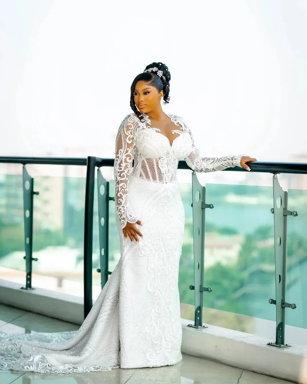 Robe de mariée sirène personnalisée, grande taille, manches longues, dentelle perlée, Tulle à plusieurs niveaux