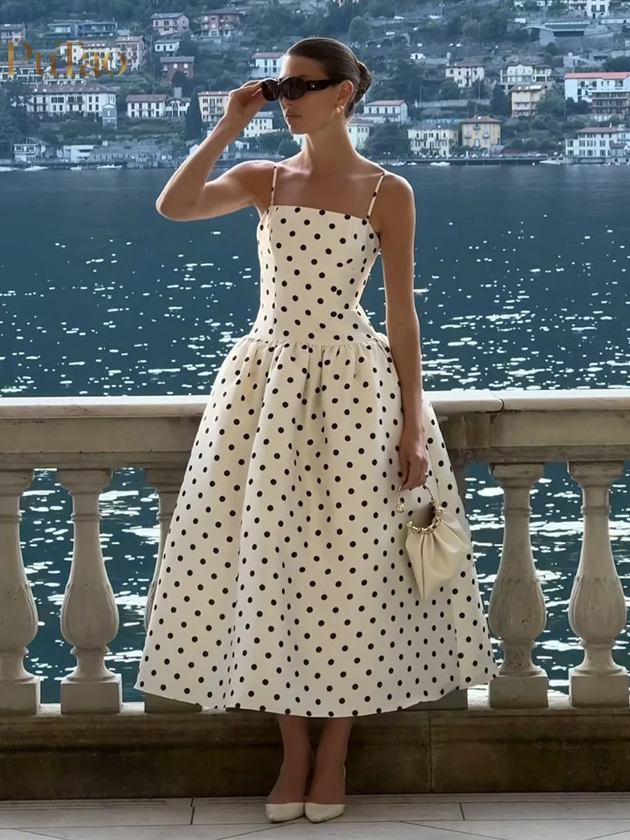 robe-trapeze-vintage-putao-a-pois-avec-bretelles-spaghetti-et-col-carre-tenue-de-celebrite-pour-vacances-d'ete-plage-et-cocktail