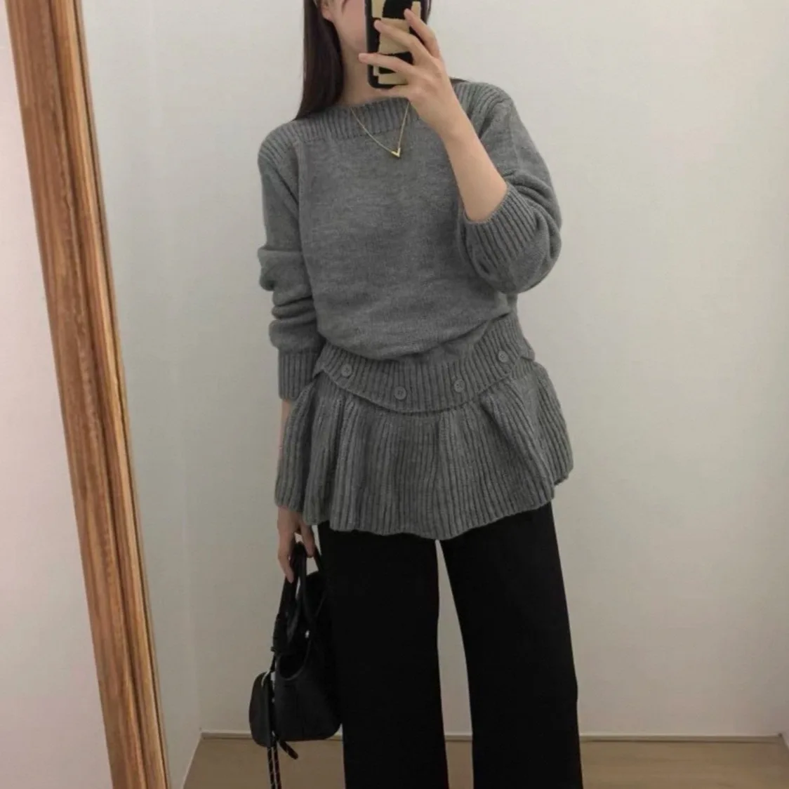 Ruffle Hem Knitted Sweater for Women in Autumn and Winter 2025 Loose and Gentle Temperament Sweater