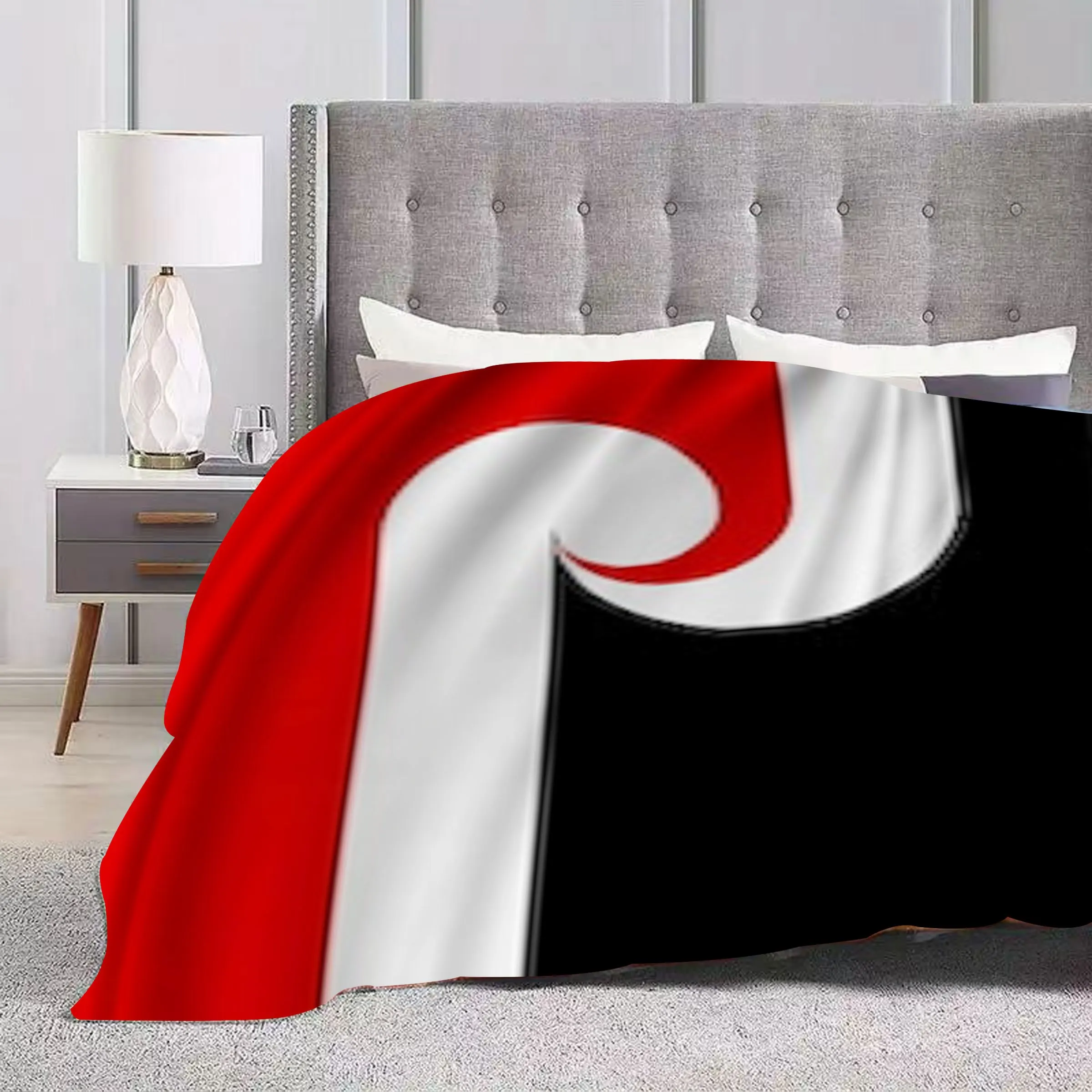 Luxurious Red White Black Striped Throw Blanket Couch Decor Modern Graphic Art Fleece Throw for Living Room Bedding Seasonal