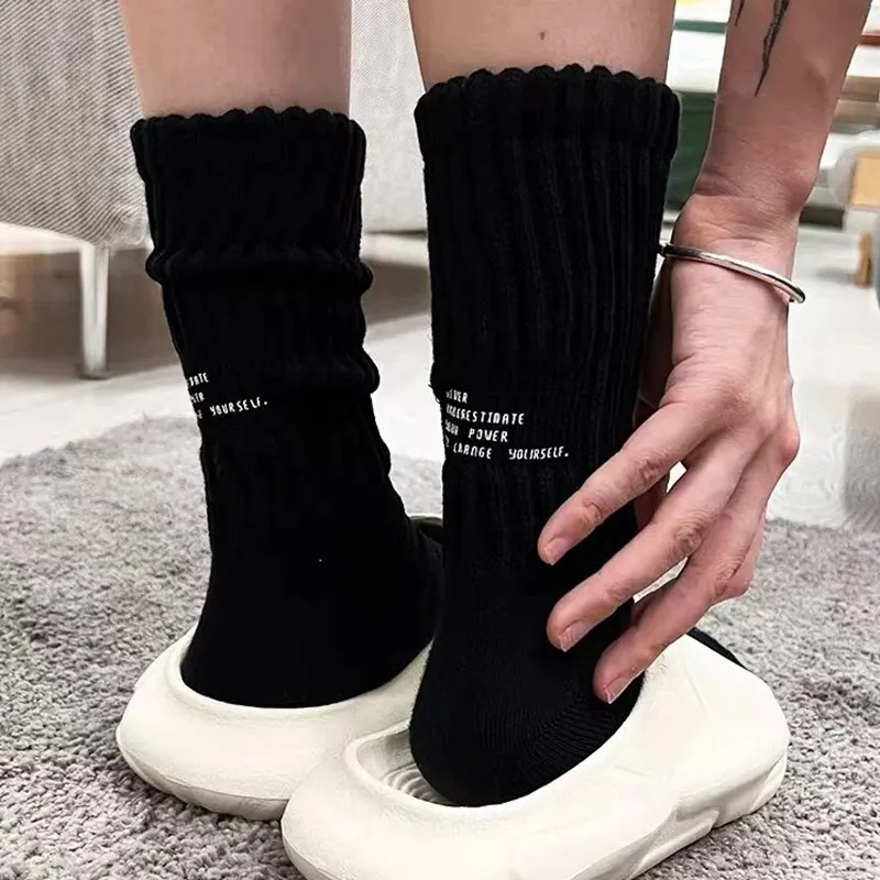2 Pairs of MEN\'S Retro MEN\'S Letters Mid-calf Socks Japanese Solid Color Thickened Sports Socks Couple Socks Knitted Sports Sock