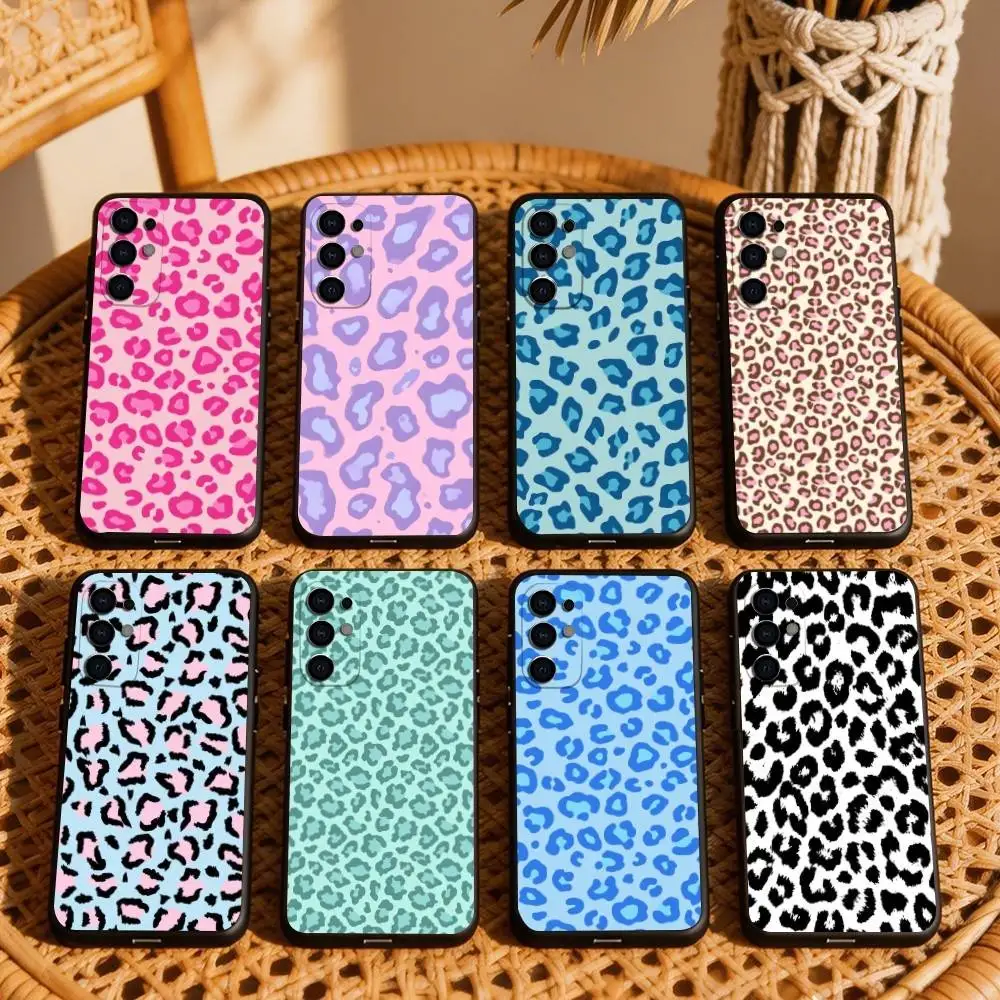 I-Irregular polka dot pattern Phone Case Black Silicone Soft For Samsung S25,S24,S21,S22,S23,S30,Ultra,S20,Plus,Fe,Lite