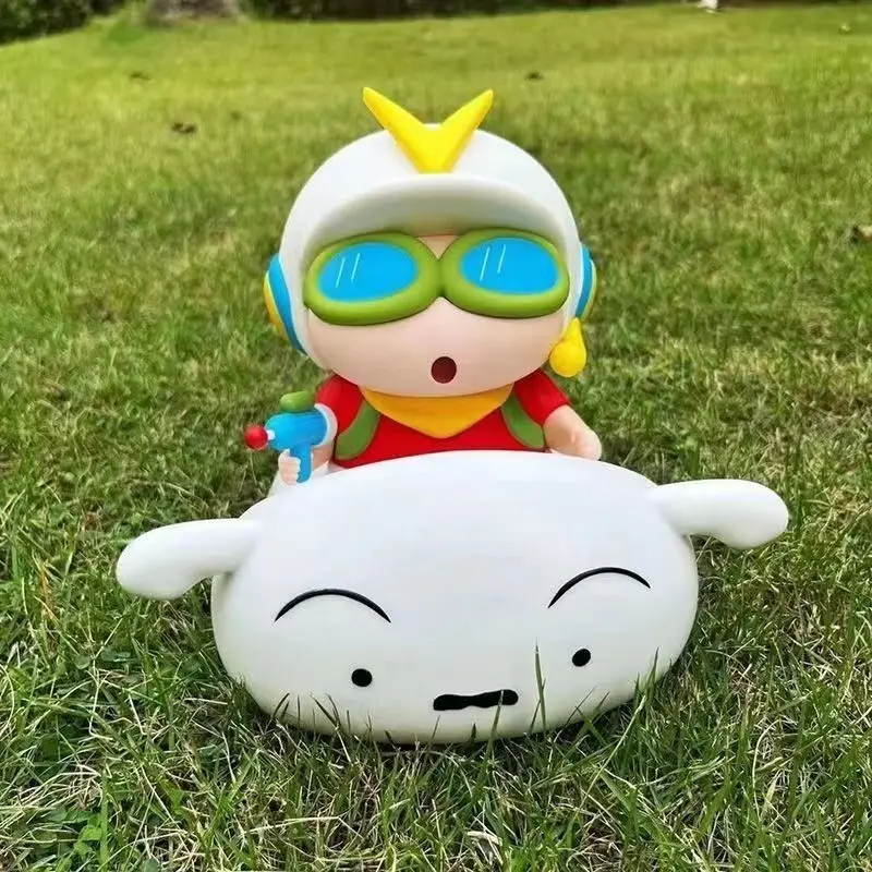 

Ночник-фигурка Широ из аниме «Крейон Шин-чан», любимая фанатами аниме, милая, 25 см/9,84 дюйма, подвижная статуэтка из ПВХ, коллекционная игрушка, подарок.